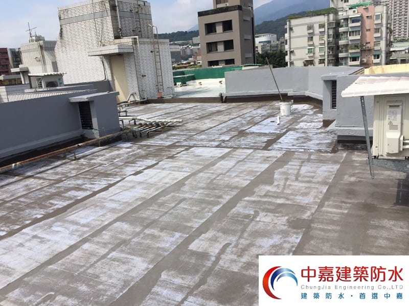 台北市/北投區/王公館 使用工法 : 屋頂免打除防水施工/耐候型壓克力防水工法《中嘉建築防水》