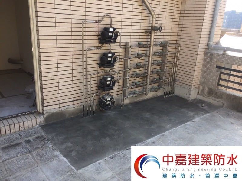 新北市/林口區/社區管委會 使用工法 : 建築物漏水整修工程/屋頂局部防水修復《中嘉建築防水》