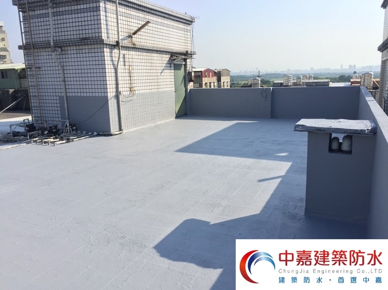 【台北大秘寶】屋頂防水翻修工程價格多少？防水材料與工法選擇《中嘉建築防水》