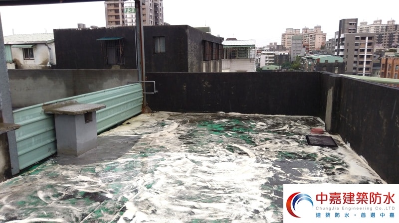 住宅頂樓漏水的災難，【找出問題的源頭】才是終極救贖！《中嘉建築防水》
