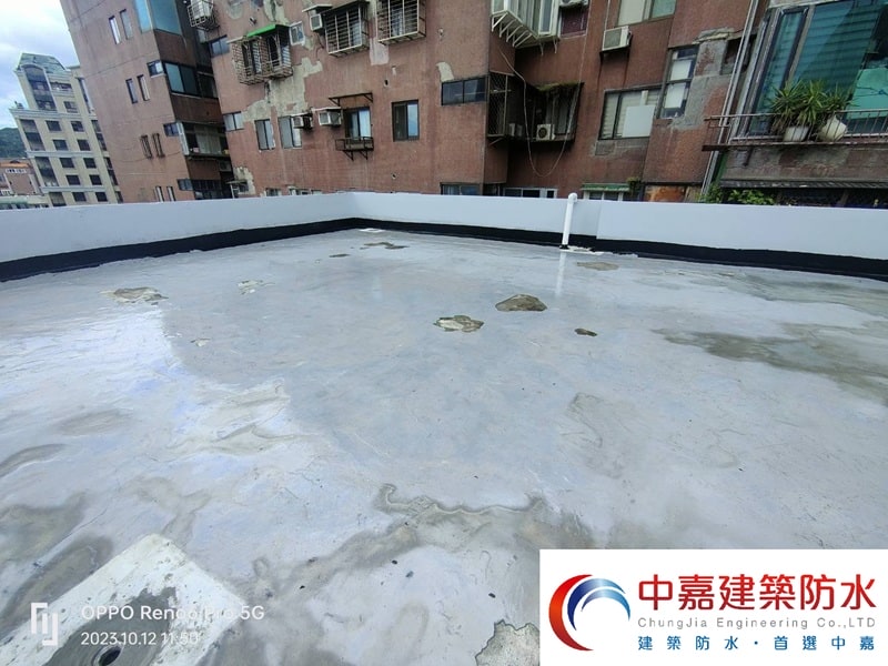 為什麼下雨時不漏水，雨停後才開始滴水【揭開屋頂漏水的真相】《中嘉建築防水》