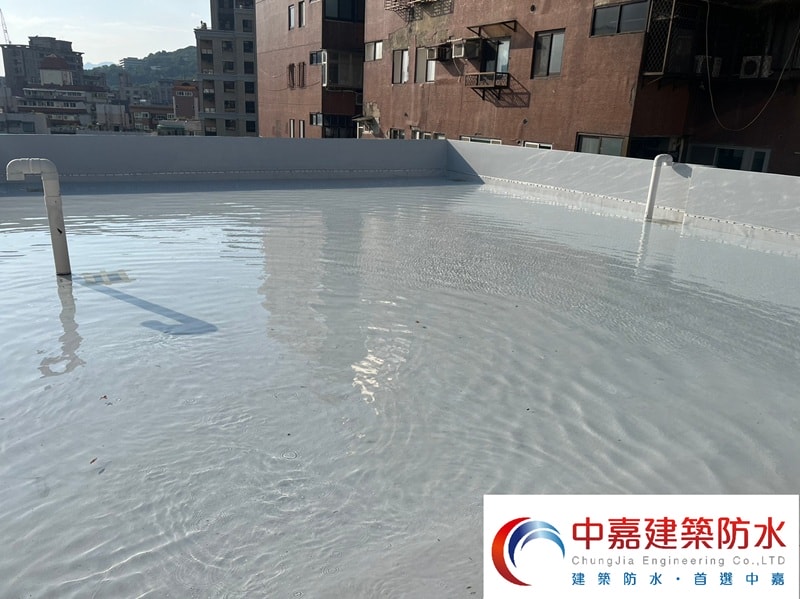 為什麼下雨時不漏水，雨停後才開始滴水【揭開屋頂漏水的真相】《中嘉建築防水》