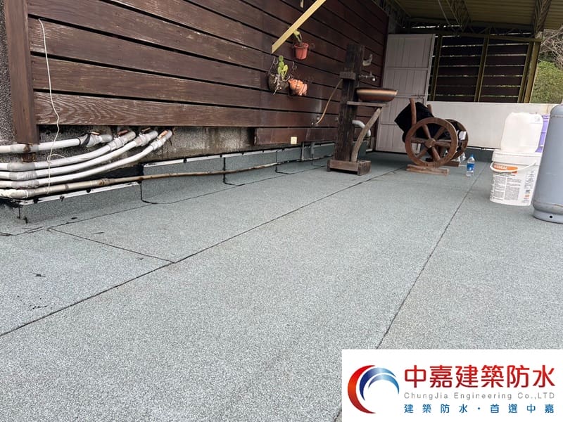 老舊公寓房屋到處漏水，適合做抓漏工程嗎【廁所漏水原因剖析】《中嘉建築防水》