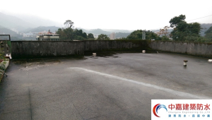 漏水了，山區房屋屋頂檔不住強降雨？【網曝日本屋面防水技術】《中嘉建築防水》