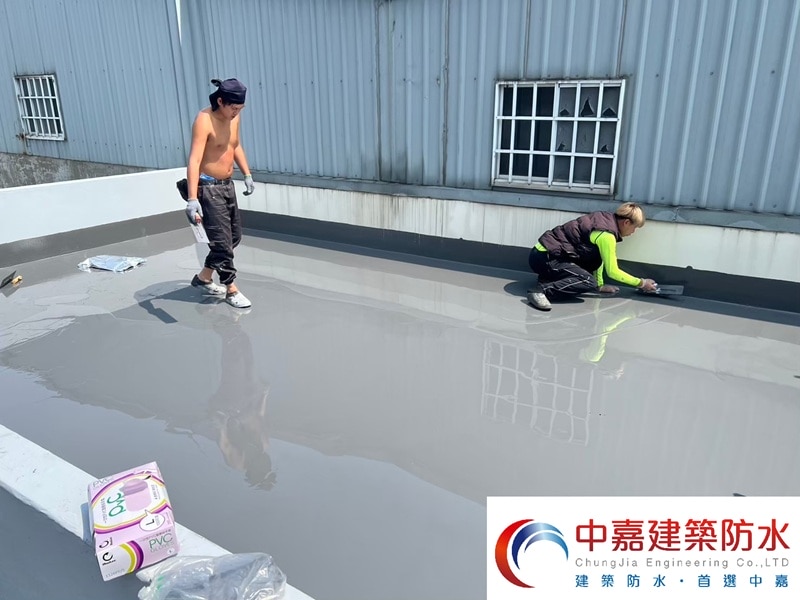 頂樓加蓋不能修繕，老舊公寓屋頂漏水要怎麼辦【別讓屋頂哭泣】《中嘉建築防水》